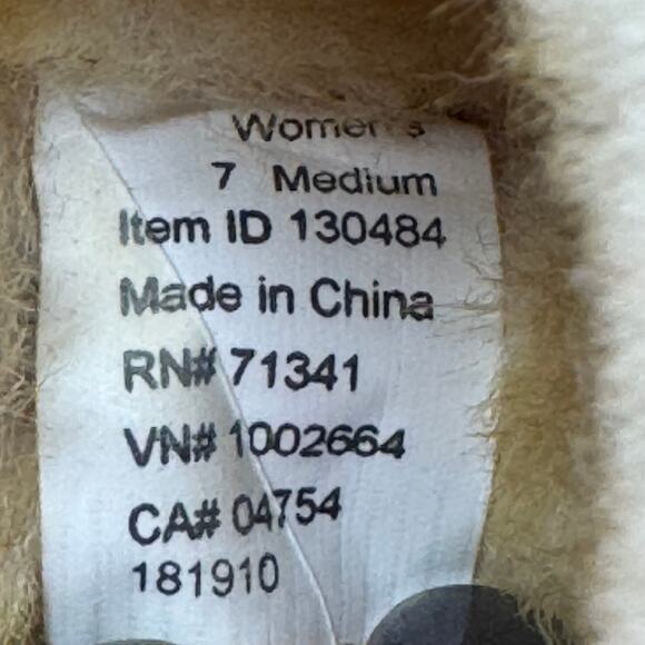 LL Bean Wicked Good Slippers Moccasins Tan Suede Cozy Warm Shearling Women's 7M - Picture 10 of 11